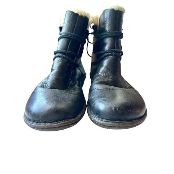 UGG Caspia Black Leather Shearling Lace-Up Winter Boots Women’s Size 7 (EU 38) - Picture 4 of 9